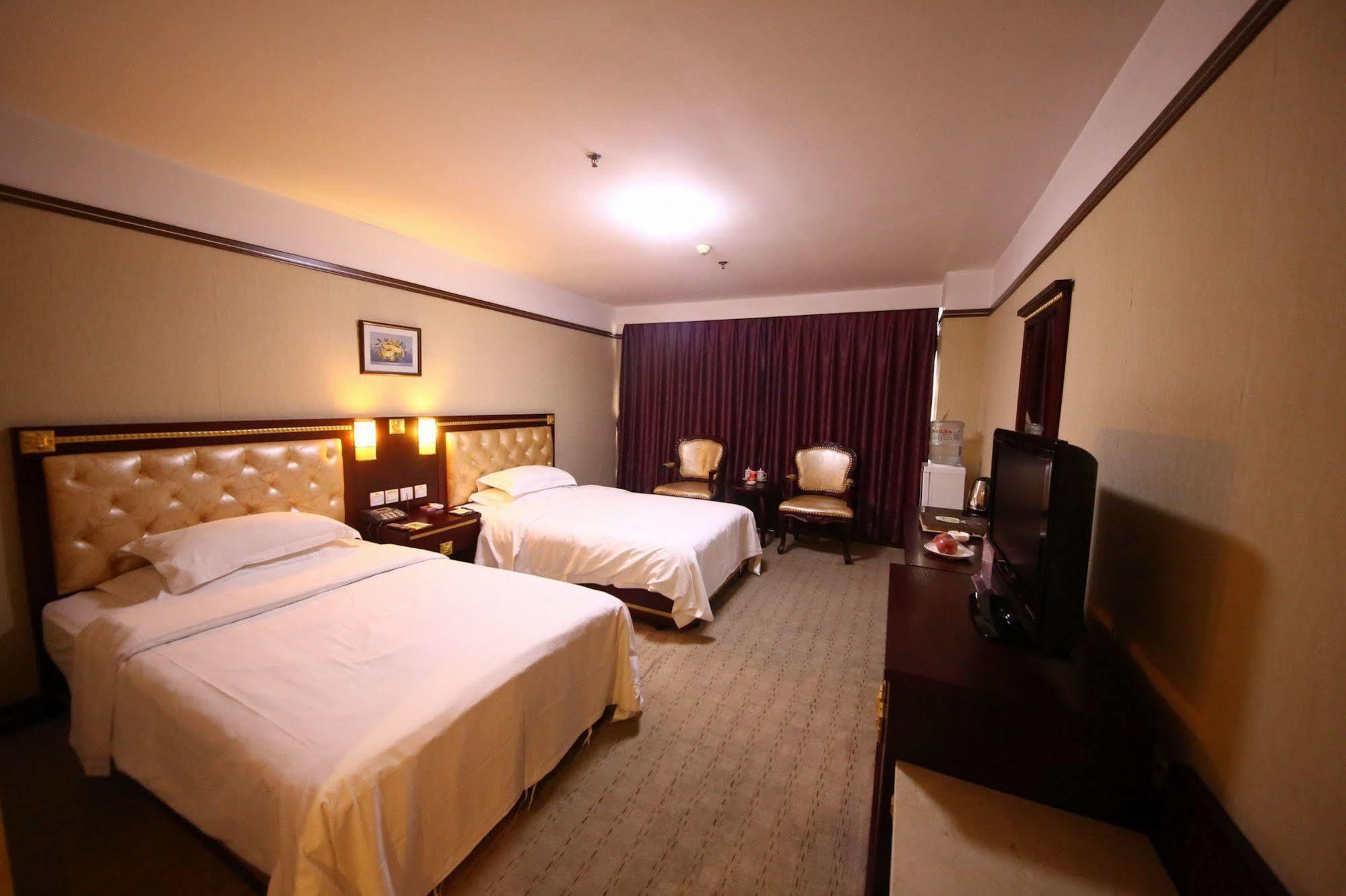 Yantai Asia Hotel Экстерьер фото