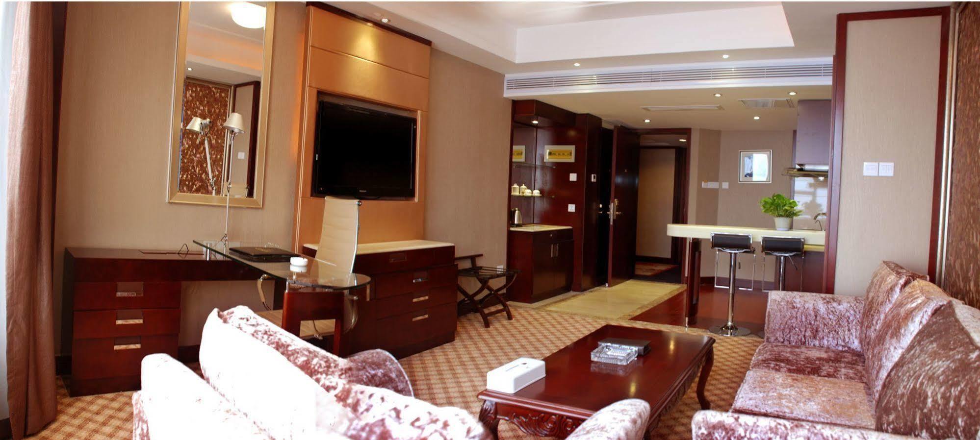 Yantai Asia Hotel Экстерьер фото
