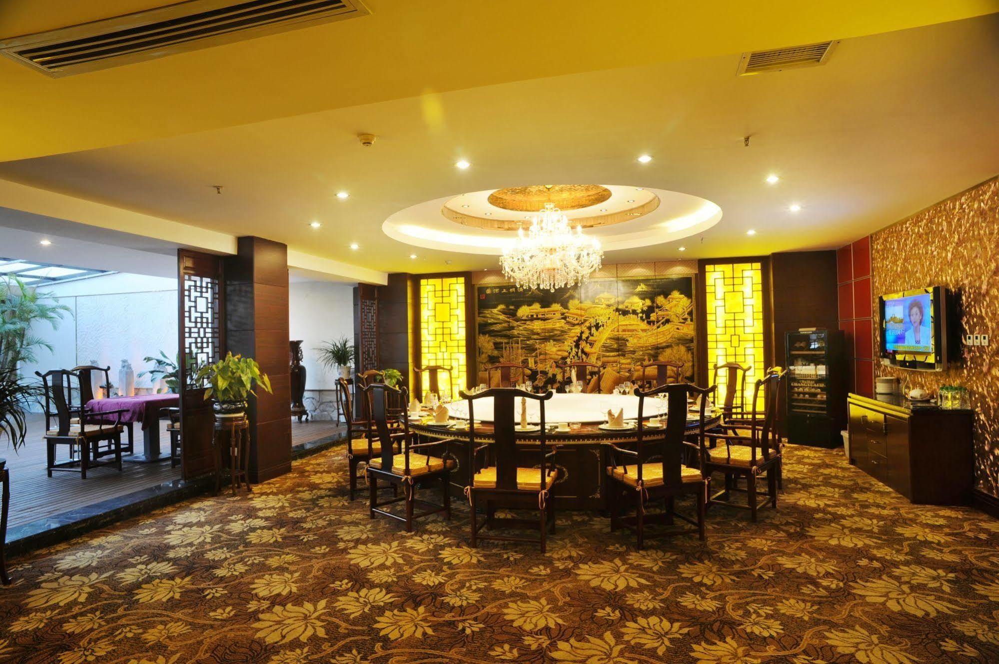 Yantai Asia Hotel Экстерьер фото